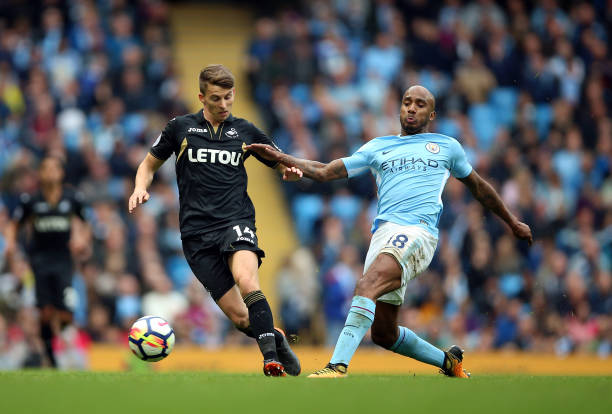 感到畏惧 感到畏惧