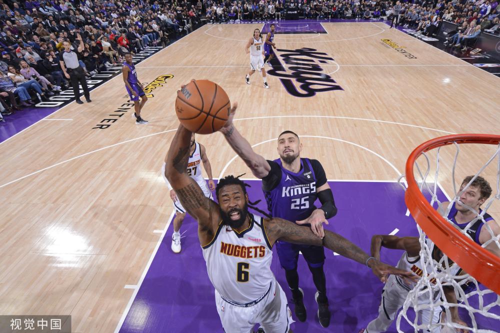 现了球迷对 现了球迷对